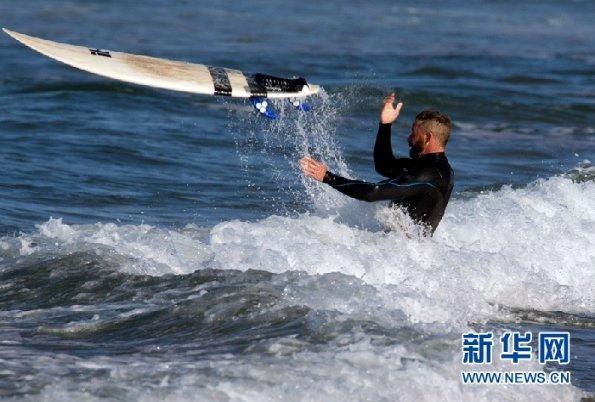 通渭：返乡农民“爱心包” 情暖寒冬“关爱户”